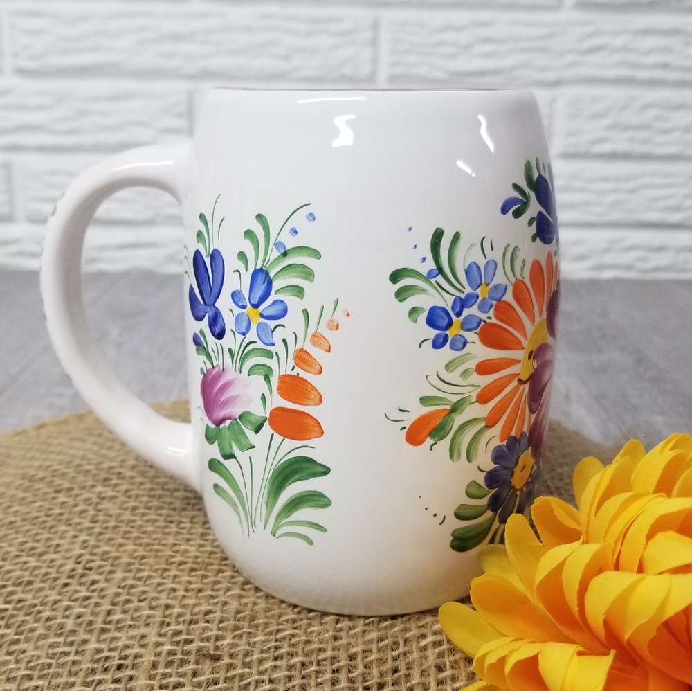 Handpainted Mug (Vintage) - Picture 3 of 10